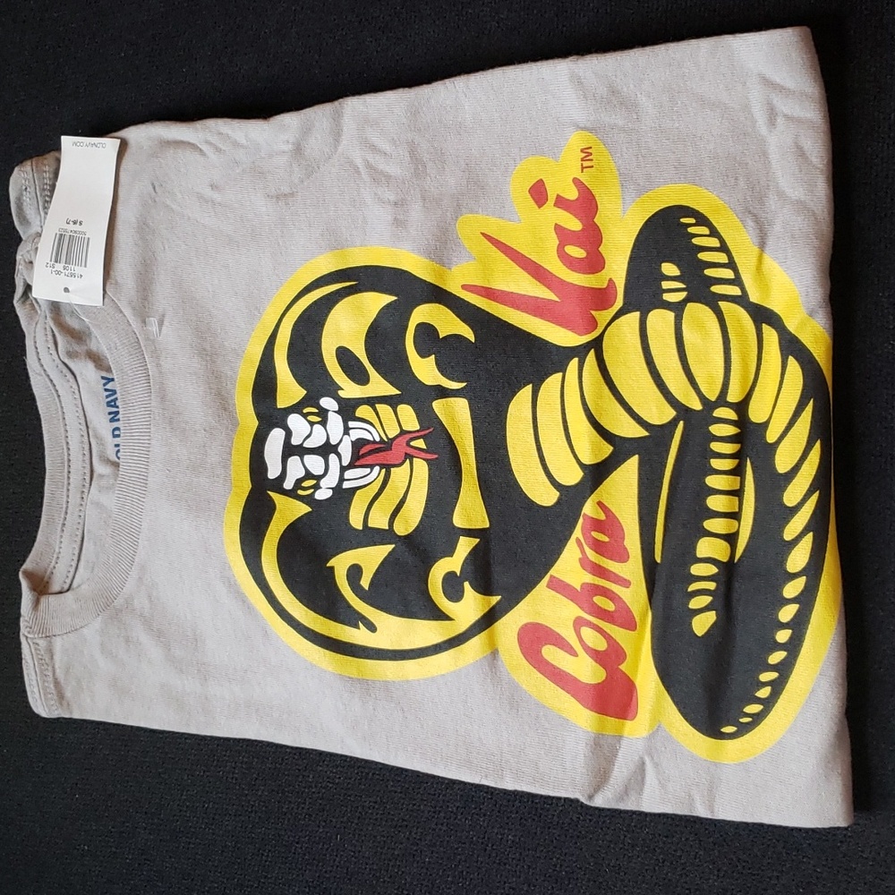 NWT Unisex Cobra Kai Tee  Boys Girls Karate Short Sleeve Tee Shirt